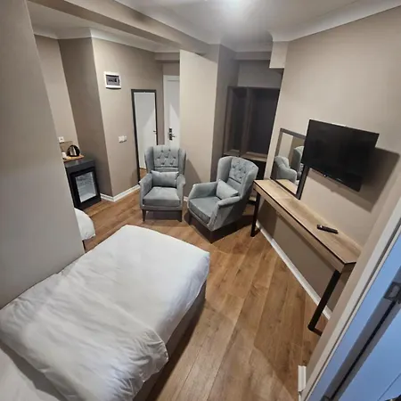 Ersa Hotel